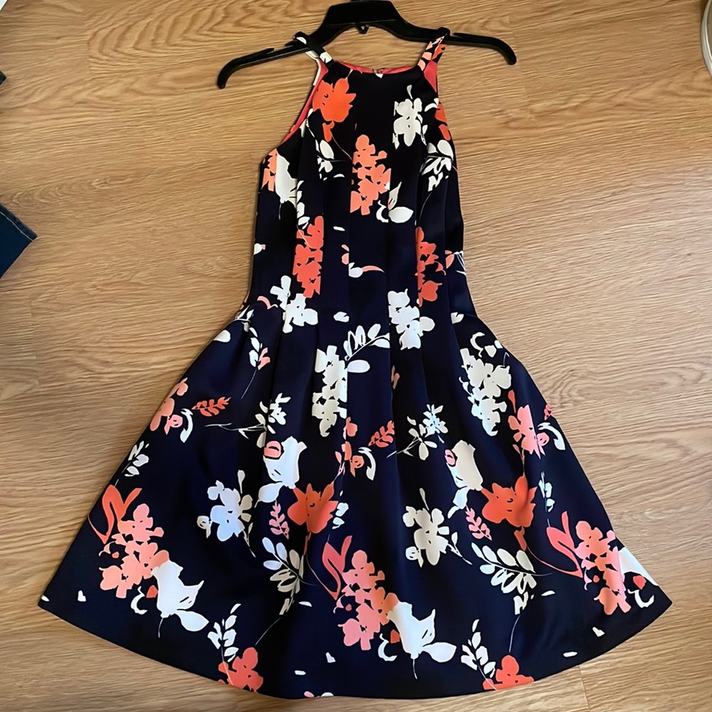 Vince Camuto comfortable floral dress